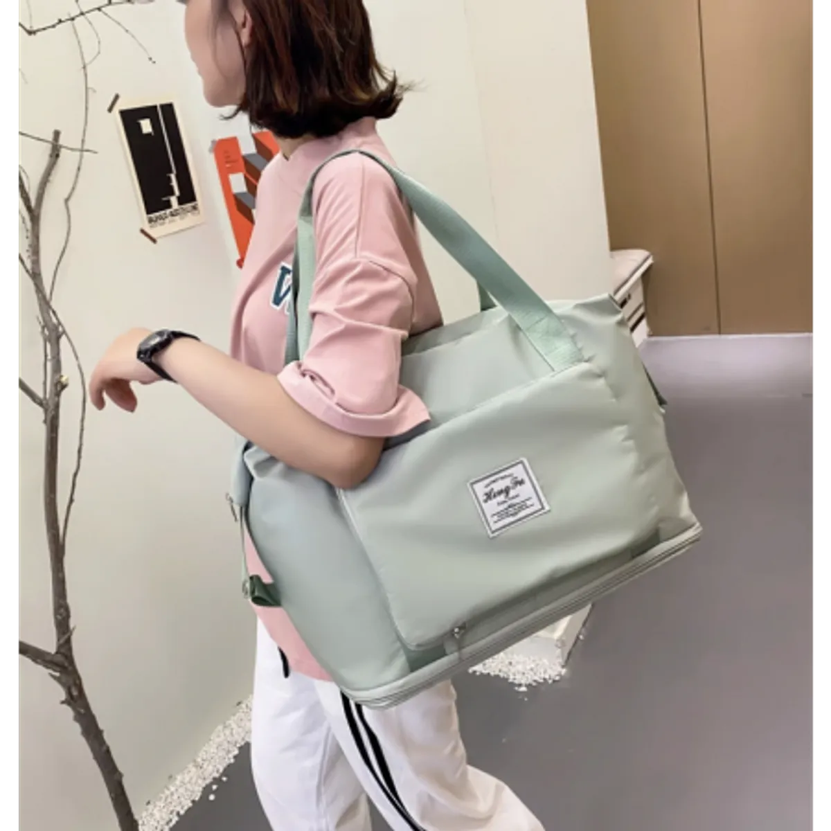 Foldable Large Capacity Waterproof Travel Storage Bag for Women
