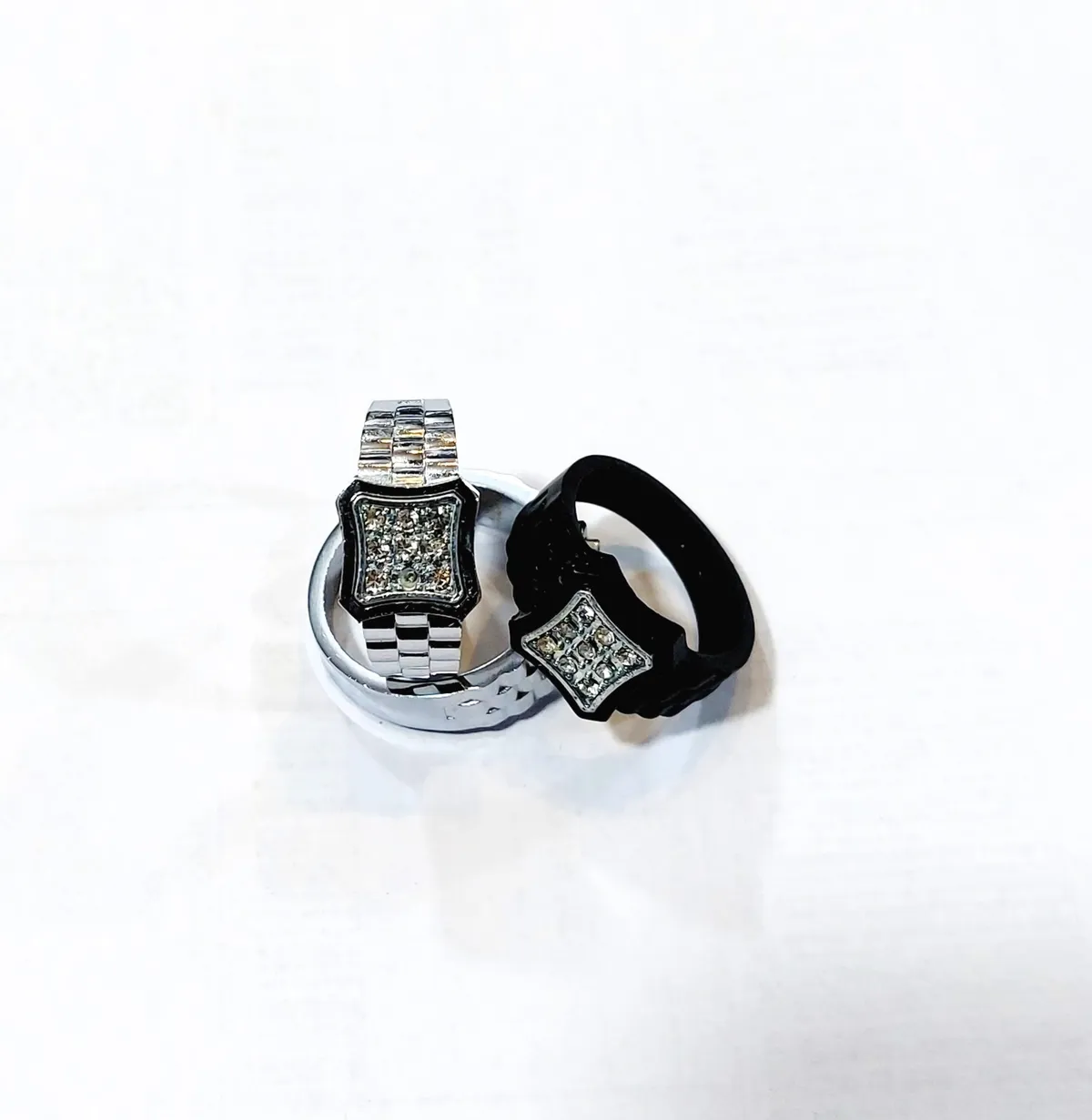 Icy Ring Strap Design Rhinestones Studded Ring For Men