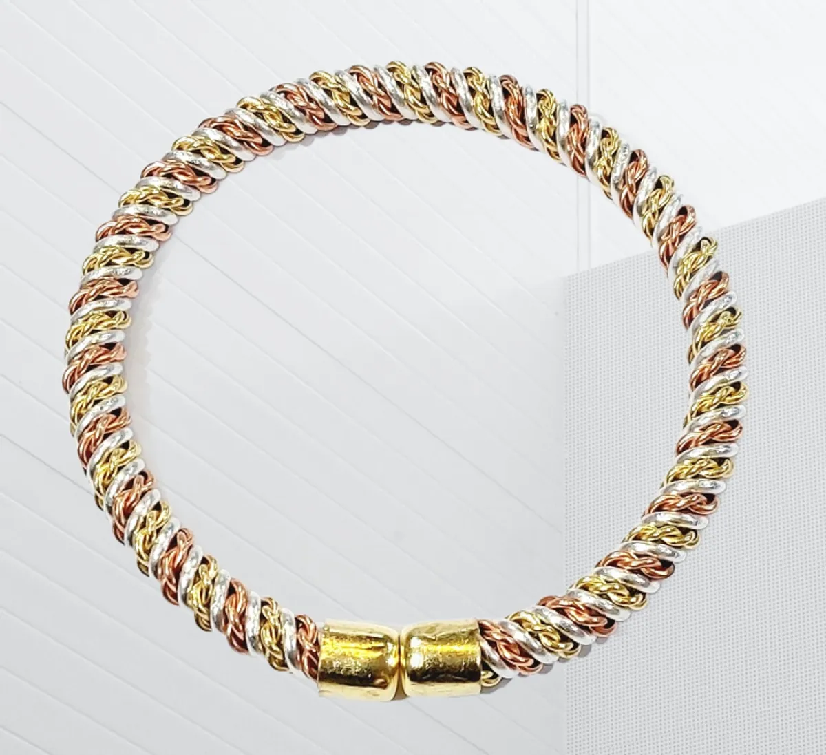 Twisted Tri Metal Spiral Healing Bracelet For Unisex (19cm)