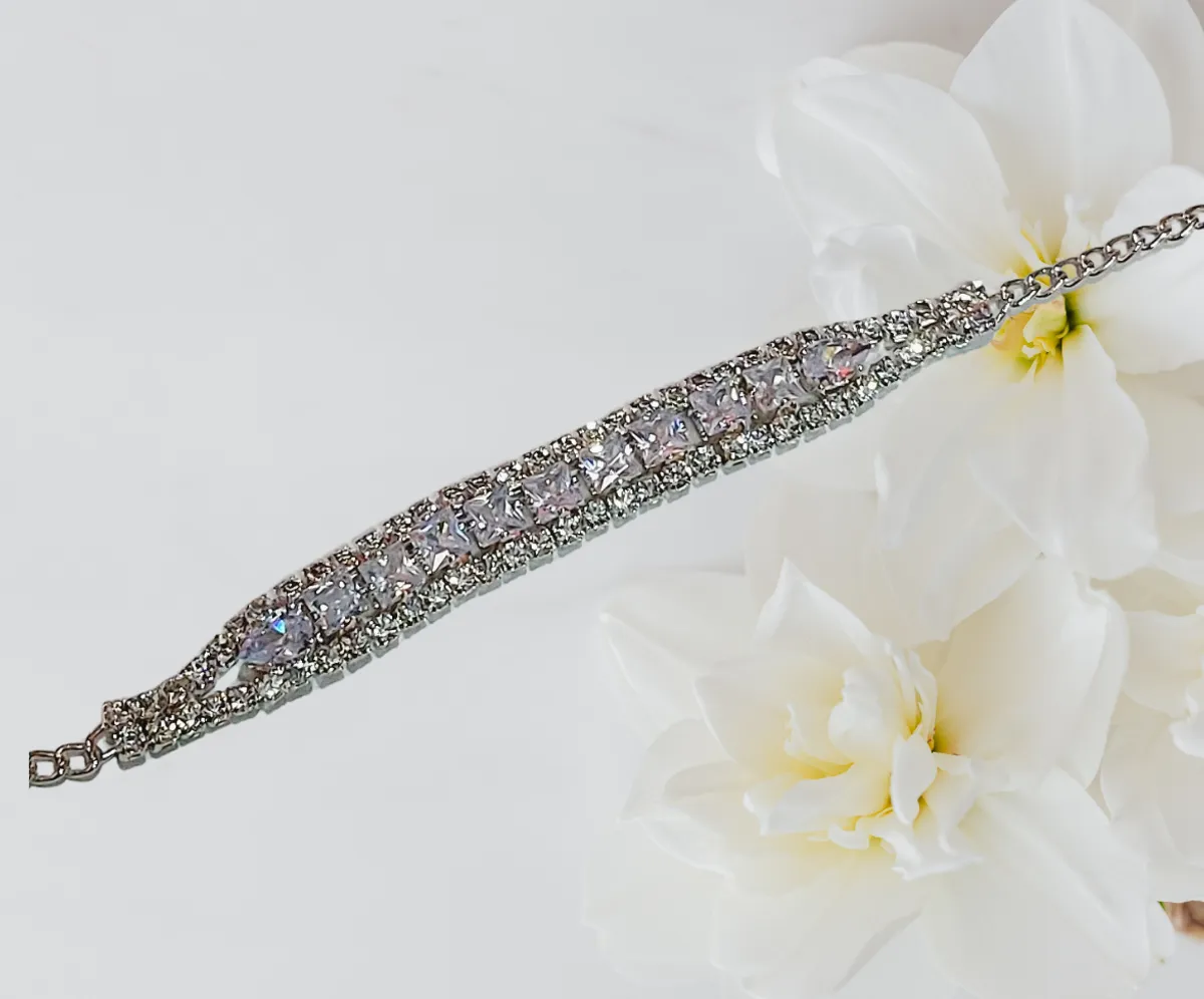 CZ Inlaid Chain Bracelet For Women - Silver (21 cm)