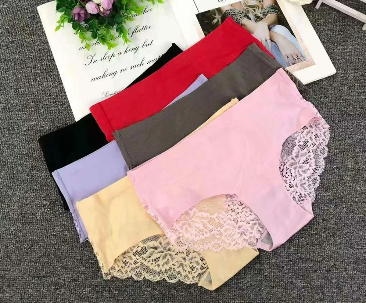 3 Pcs Sexy Lace Bikini Panties For Women - Medium