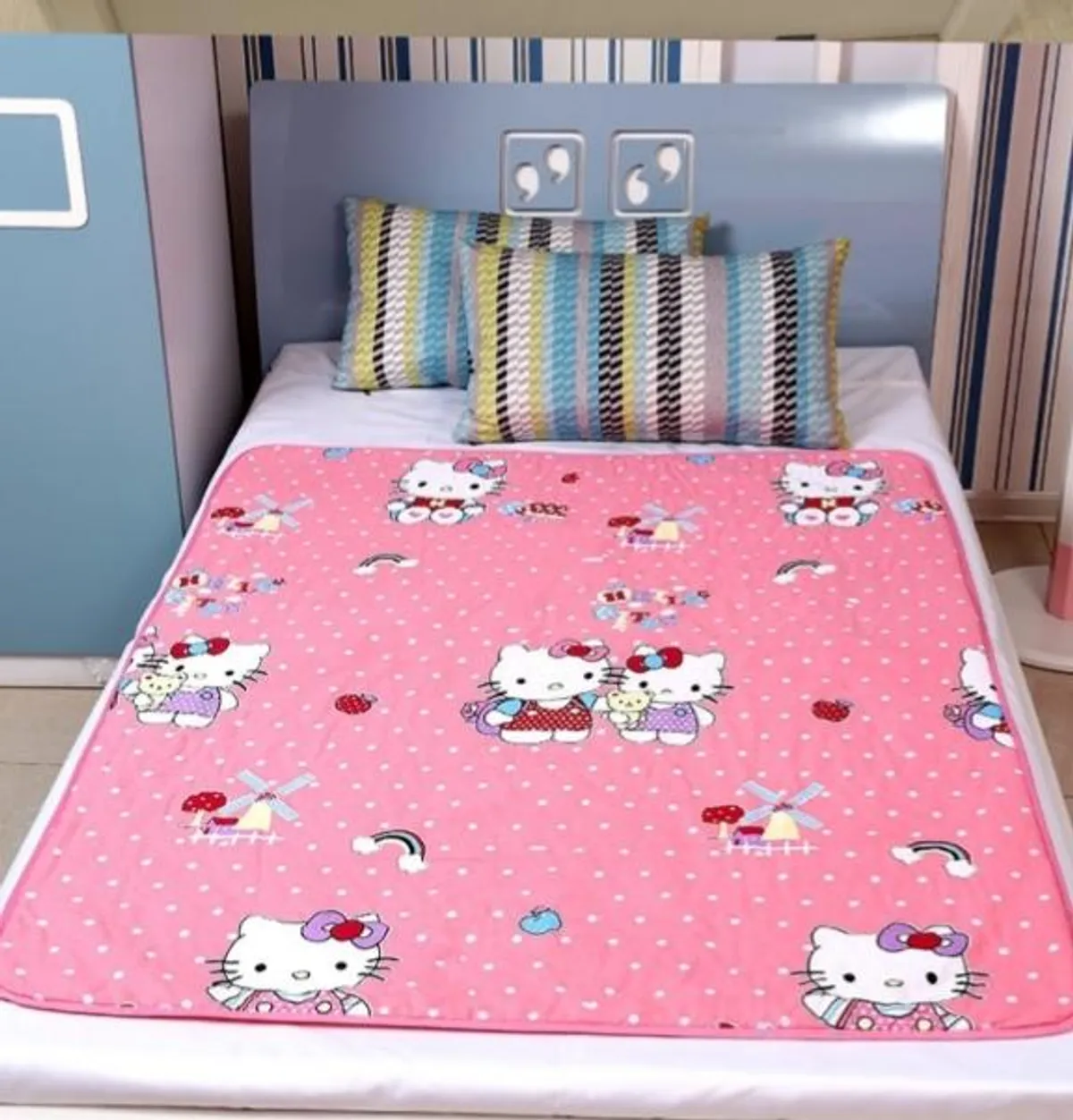 Double Bed Waterproof Urine Protection Mat for Kids - Multicolor