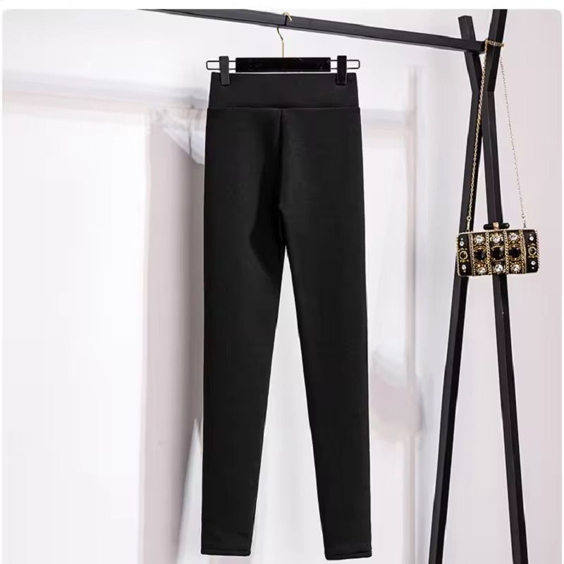 Ladies Winter Thermal Fleece Leggings – Stretchable & Warm (38–60 kg) - Black (Free Size)