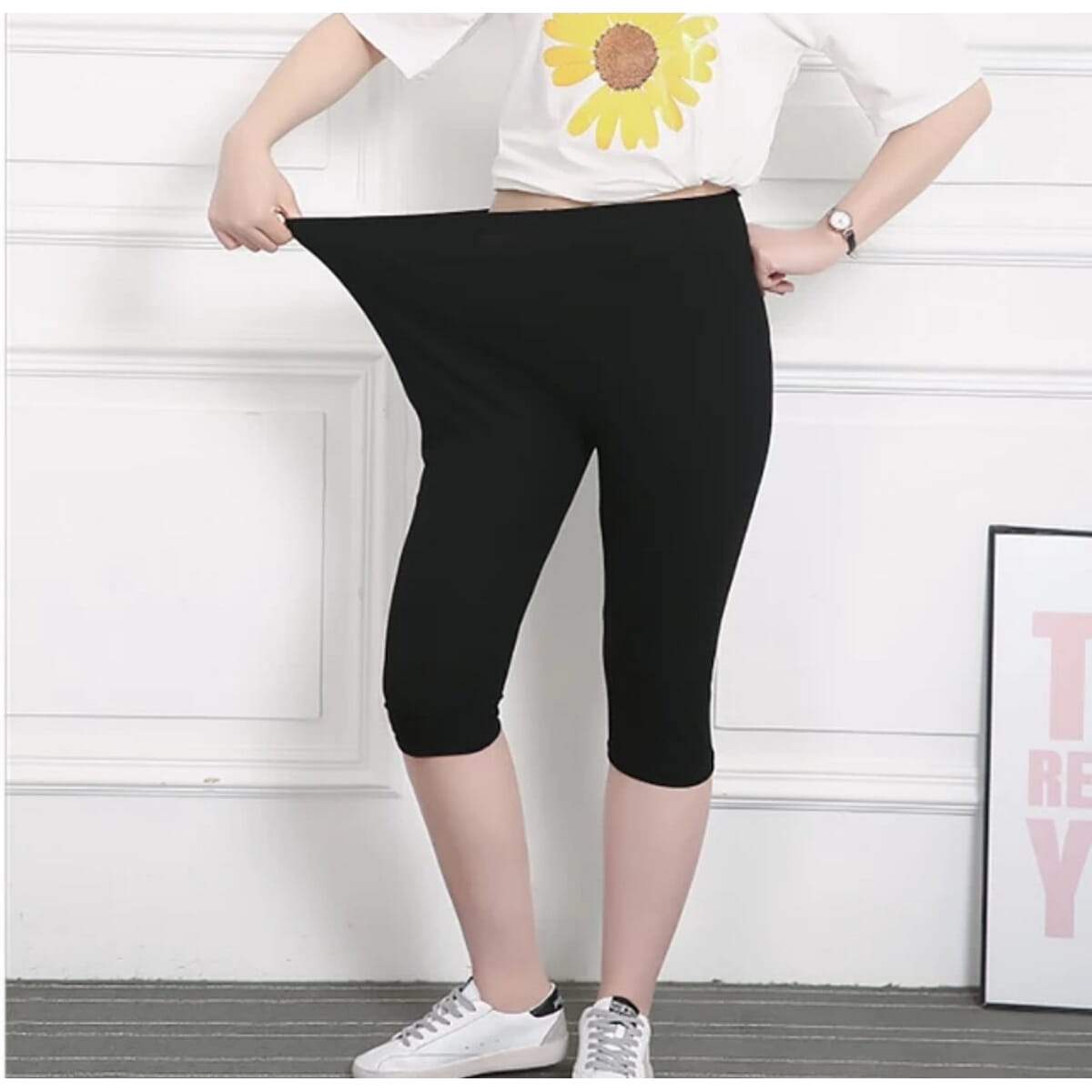 Quarter Skinny Lycra Viscose Leggings For Women - Black (Free Size)