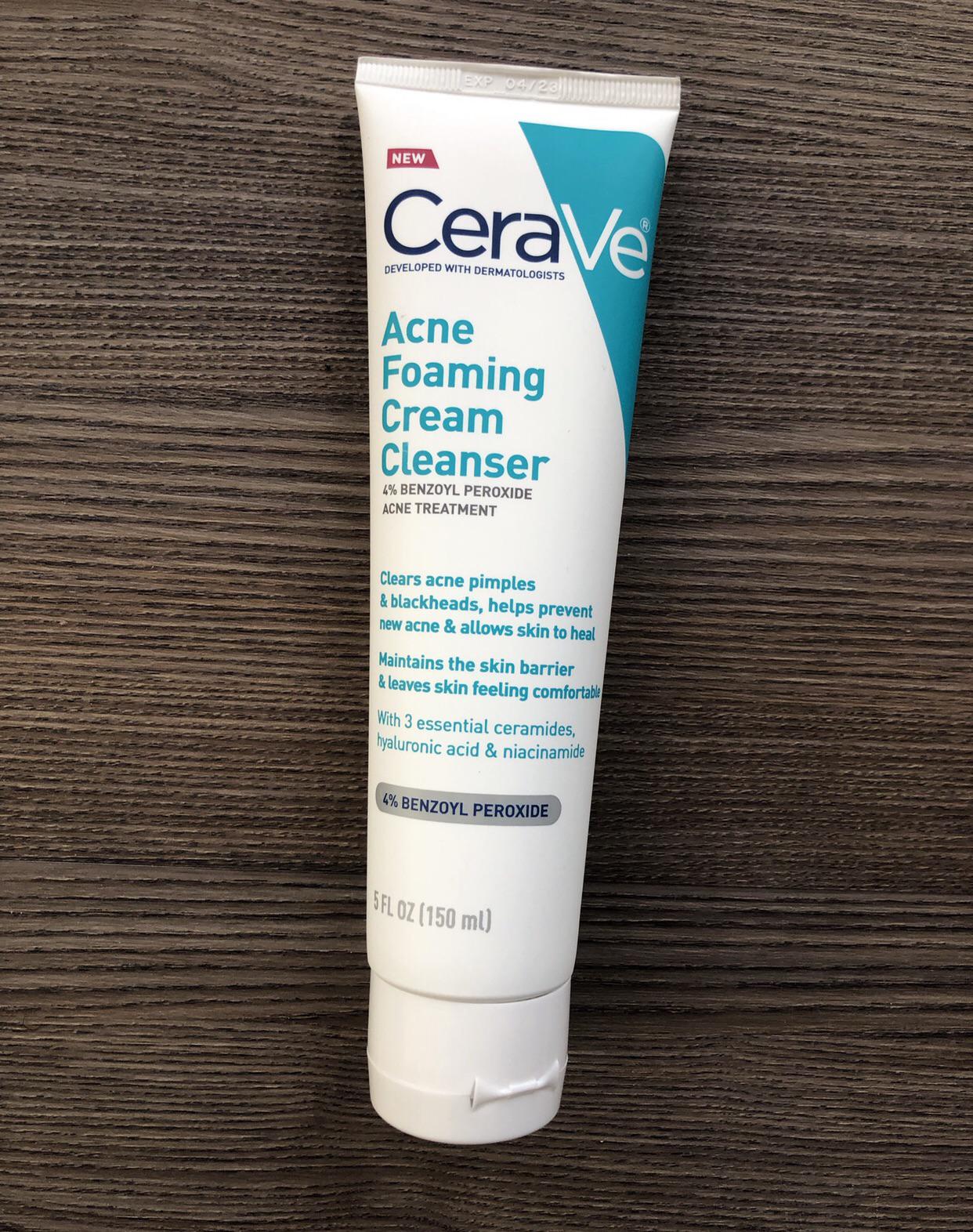 CeraVe Acne Foaming Cream Cleanser - 150 ml (USA)