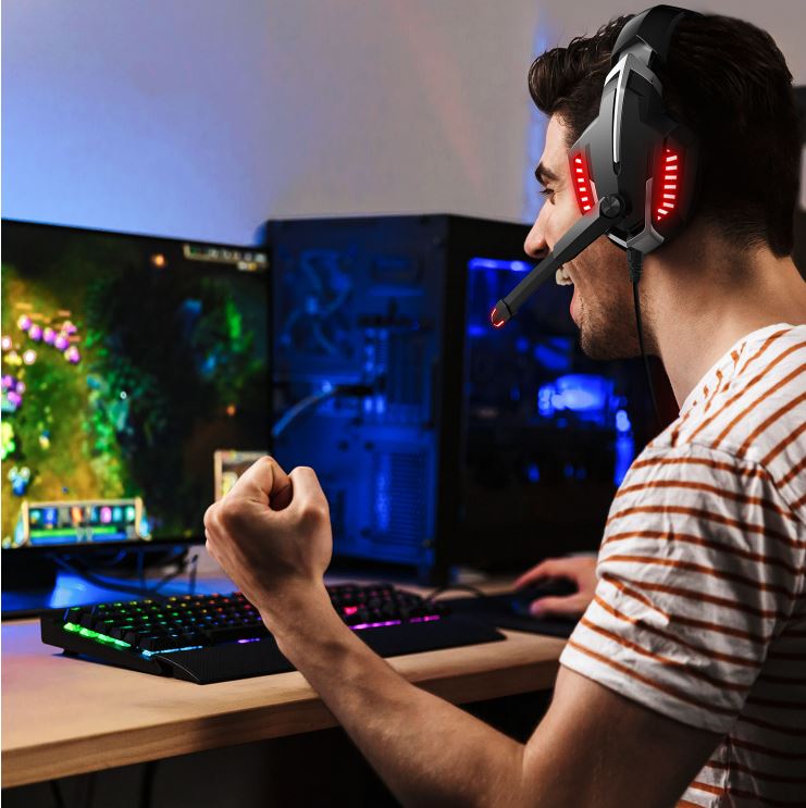 Onikuma K18 Wired Gaming Headphone With Mic - Black