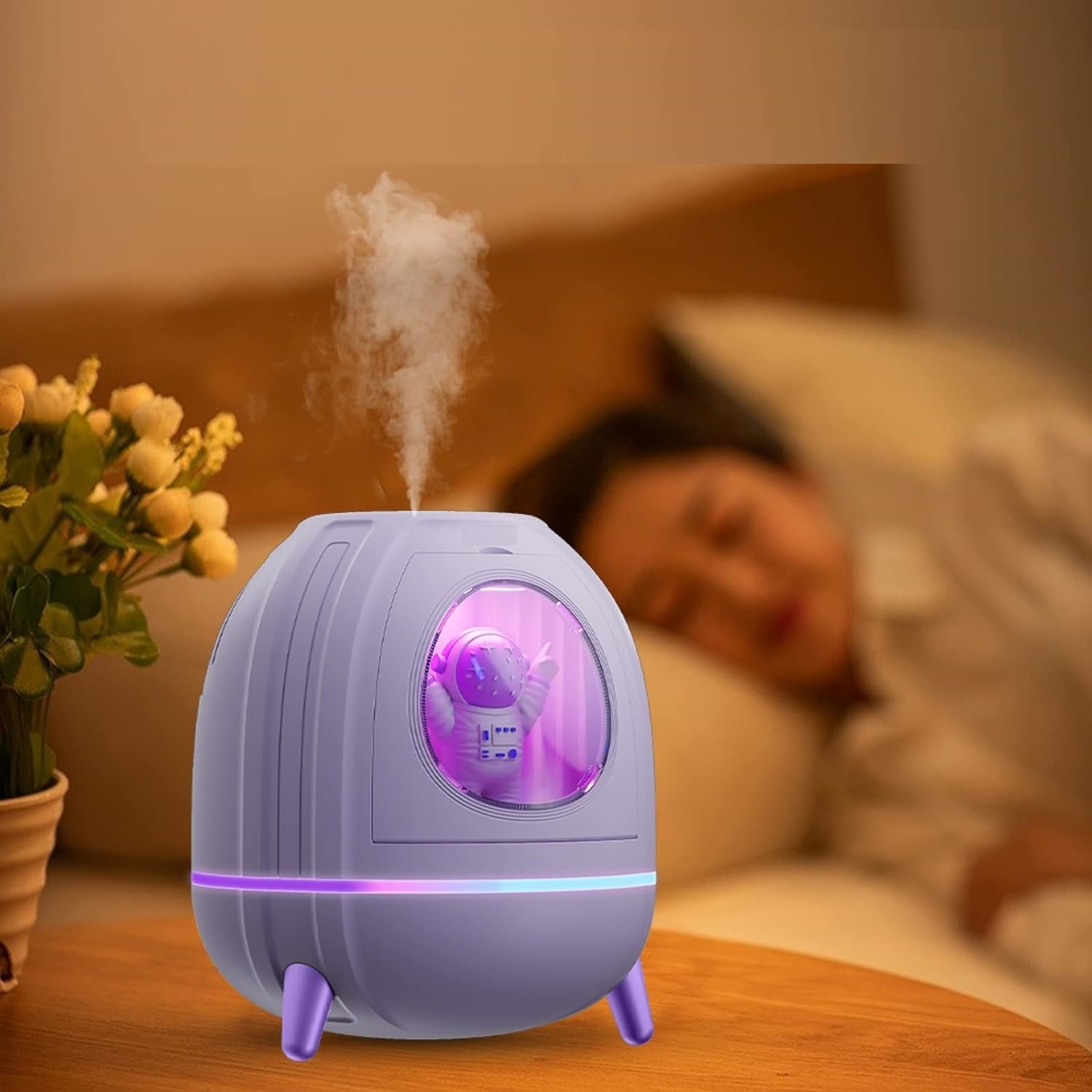 Mini USB Astronaut Humidifier With 7 Colors LED Night Light - 250ml (Purple)