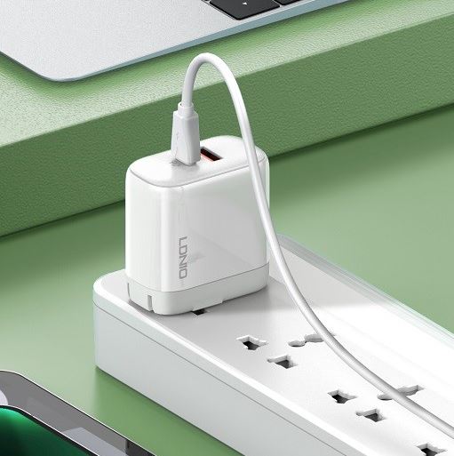 Ldnio A2526C 45W Dual Usb QC4.0 Super Fast Charger With USB C Cable - White