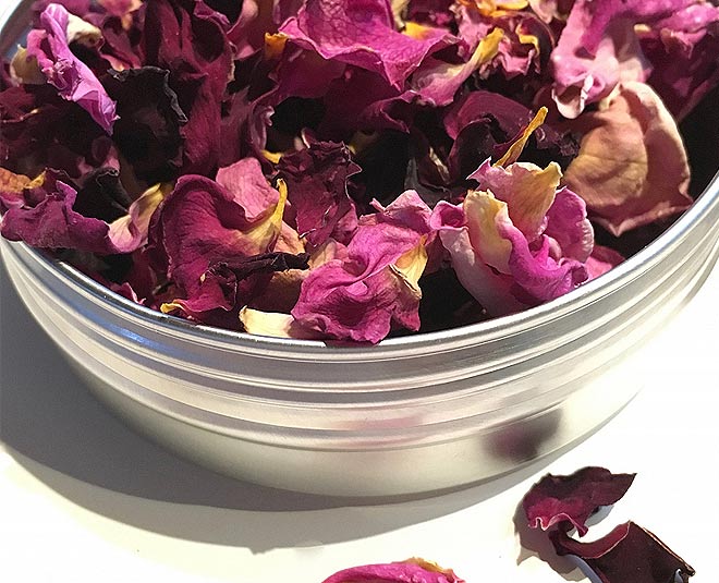 Sun Dried Rose Petals Gulab Patta - 200Gm