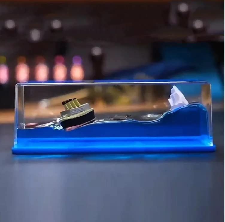 Unsinkable Titanic Ship Model Fluid Drift Decoration Ornament - Titanic