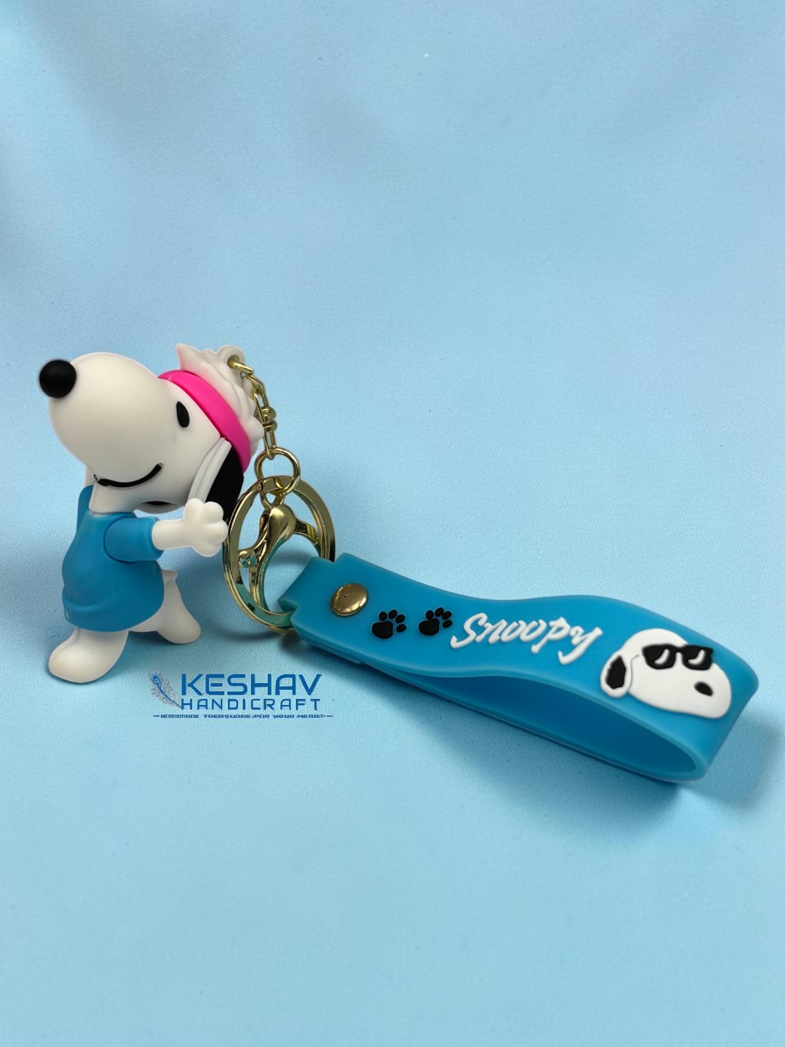 Kawaii Snoopy Keychain – Durable & Lightweight