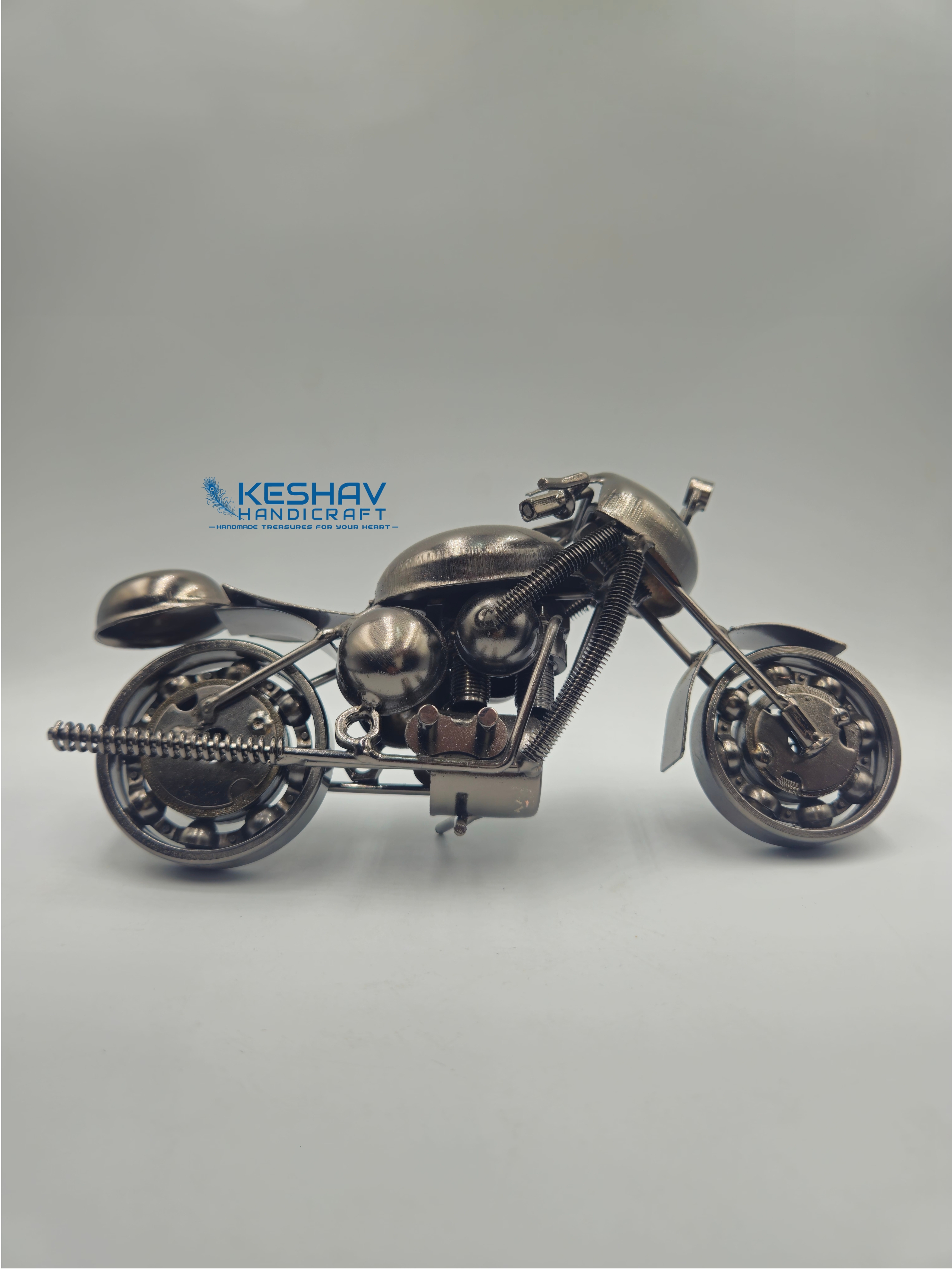 Metal Bike Showpiece – Stylish Motorcycle Decor