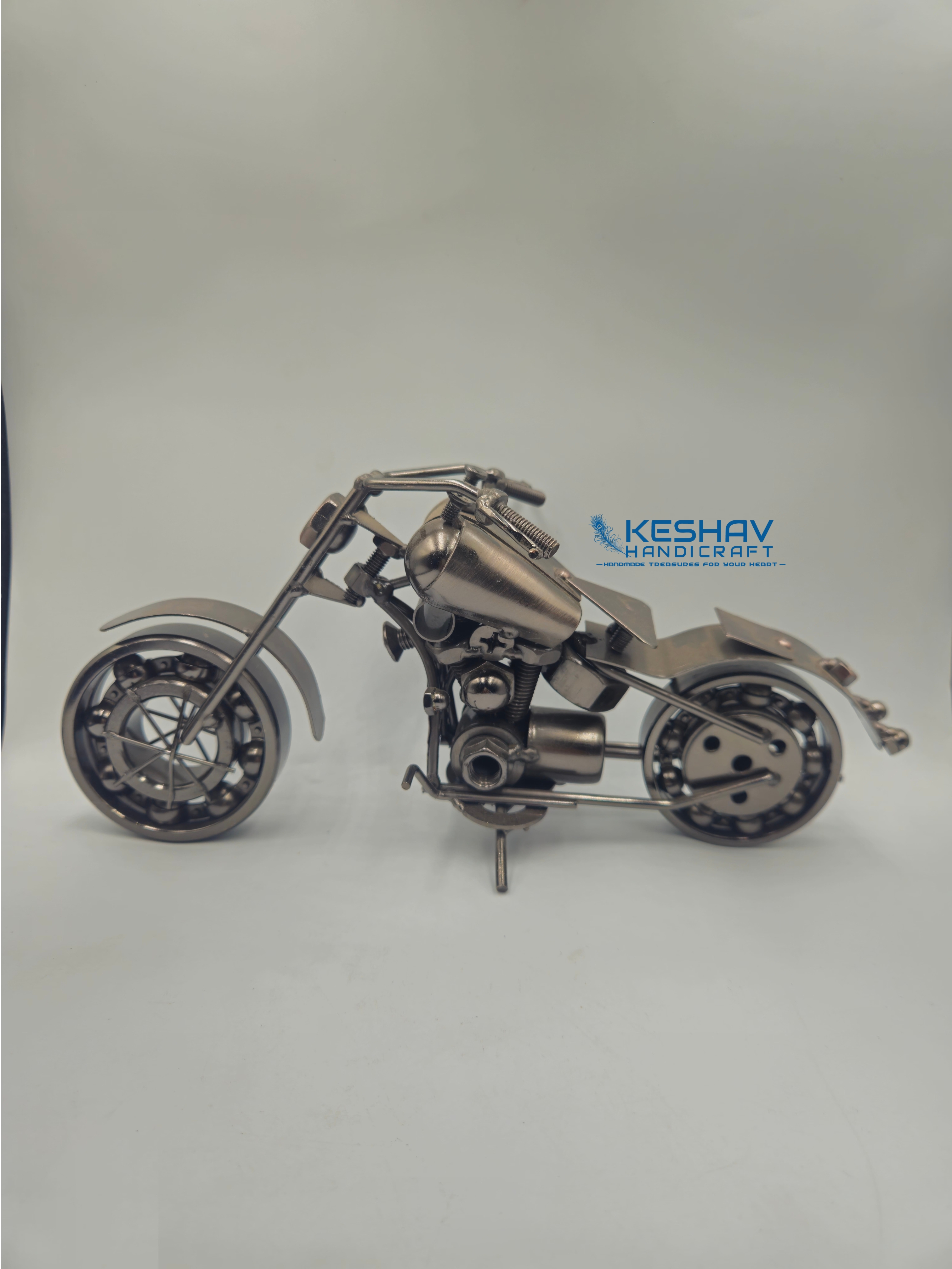 Metal Bike Showpiece – Stylish Motorcycle Decor