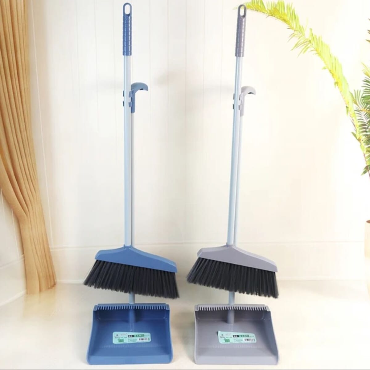 Long Handle Brush & Dust Pan Set - Multicolor