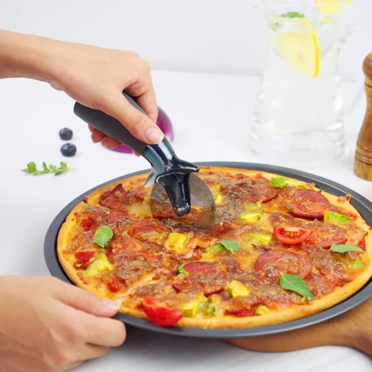 Pizza Baking Tray 11 Inches Non Stick Large Size - Black