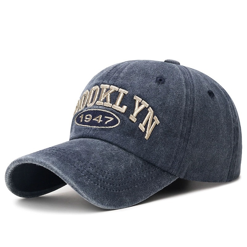 Vintage Discovery Embroidered Dad Hat For Men