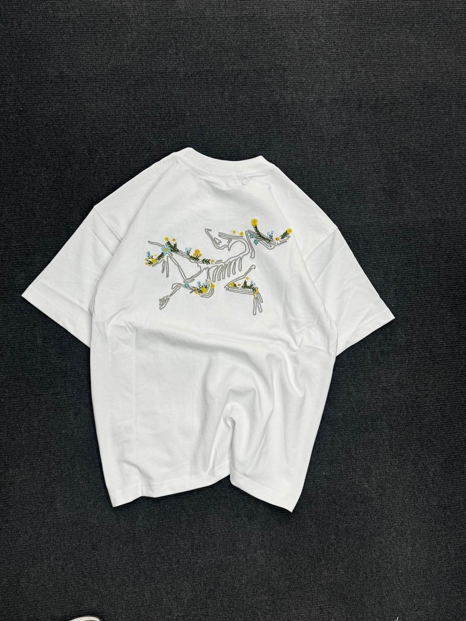 Floral Curve Print T-Shirt For Men