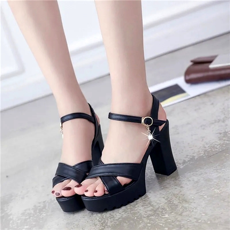 Lightweight Block Heel Sandals – Luxurious Trendy Fashion Footwear For Women's 