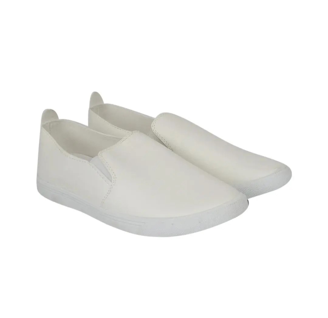 Luxurious Slip-On Sneakers – Trendy Fashionable Casual Footwear For Women's 