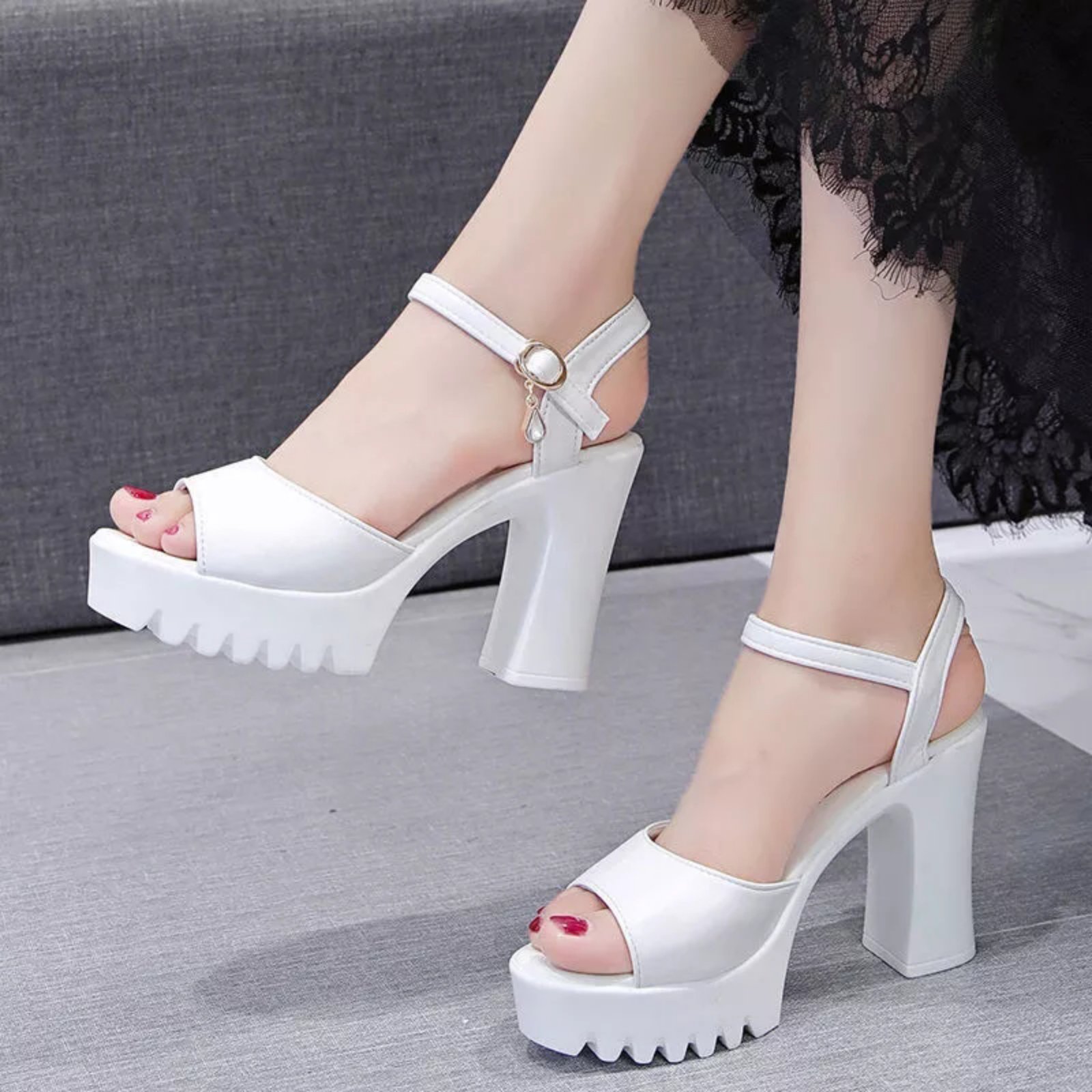Thick-Heel Platform Sandals – Comfortable Buckle-Strap Casual Footwear For Women