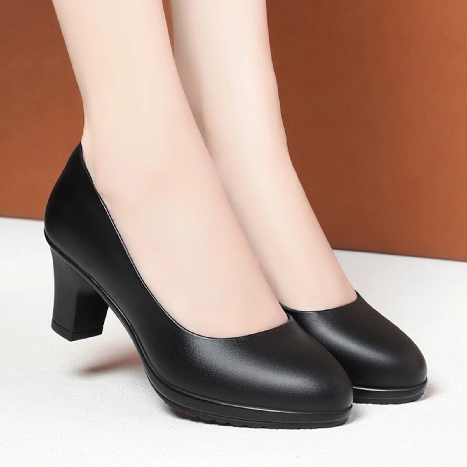 LuxuryEase  Black Leather Block Heel Pumps – Elegant Soft-Sole Comfort Shoes For Women