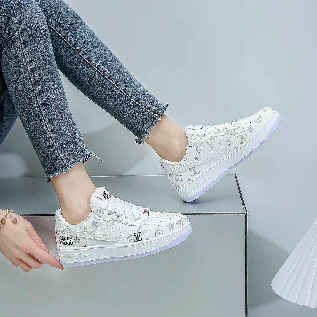 Air Force 1 Low Sneakers – Blue & White Casual Shoes For Women