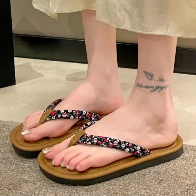 Summer Open-Toe Slippers – Low-Heel Casual Beach Flip-Flops For Women