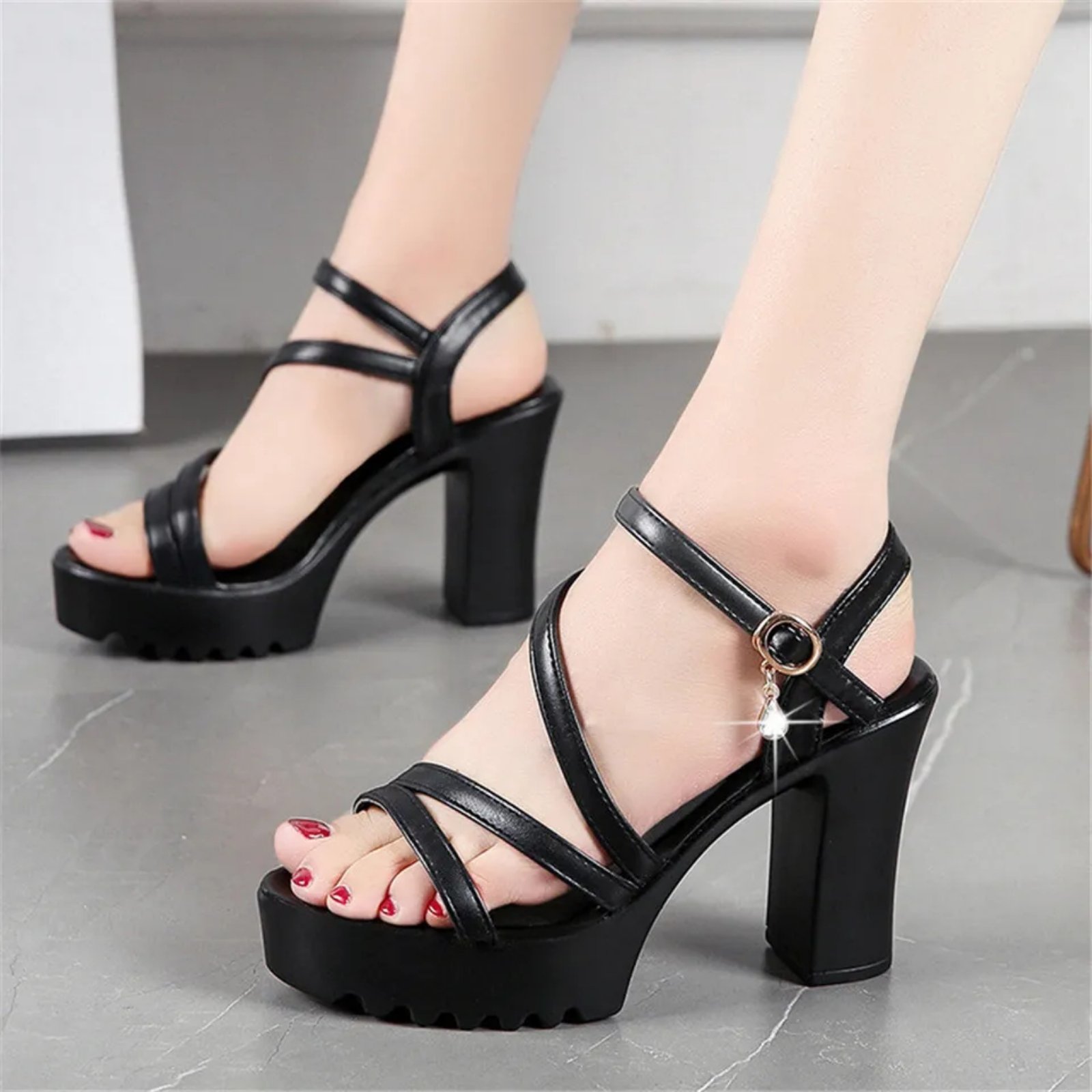 Lightweight Block Heel Sandals For Women - Black (39)