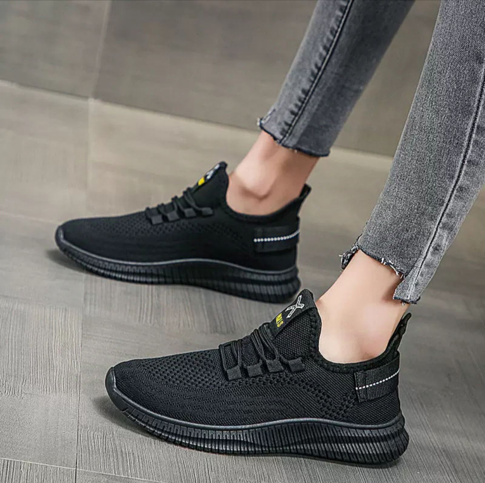 Lightweight Mesh Sneakers for Women 