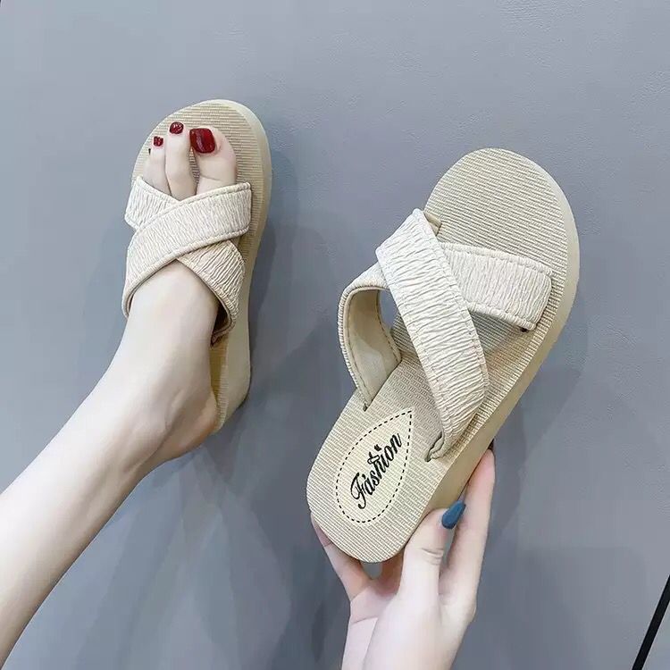 Low Heel Rome Rubber Sandals For Women
