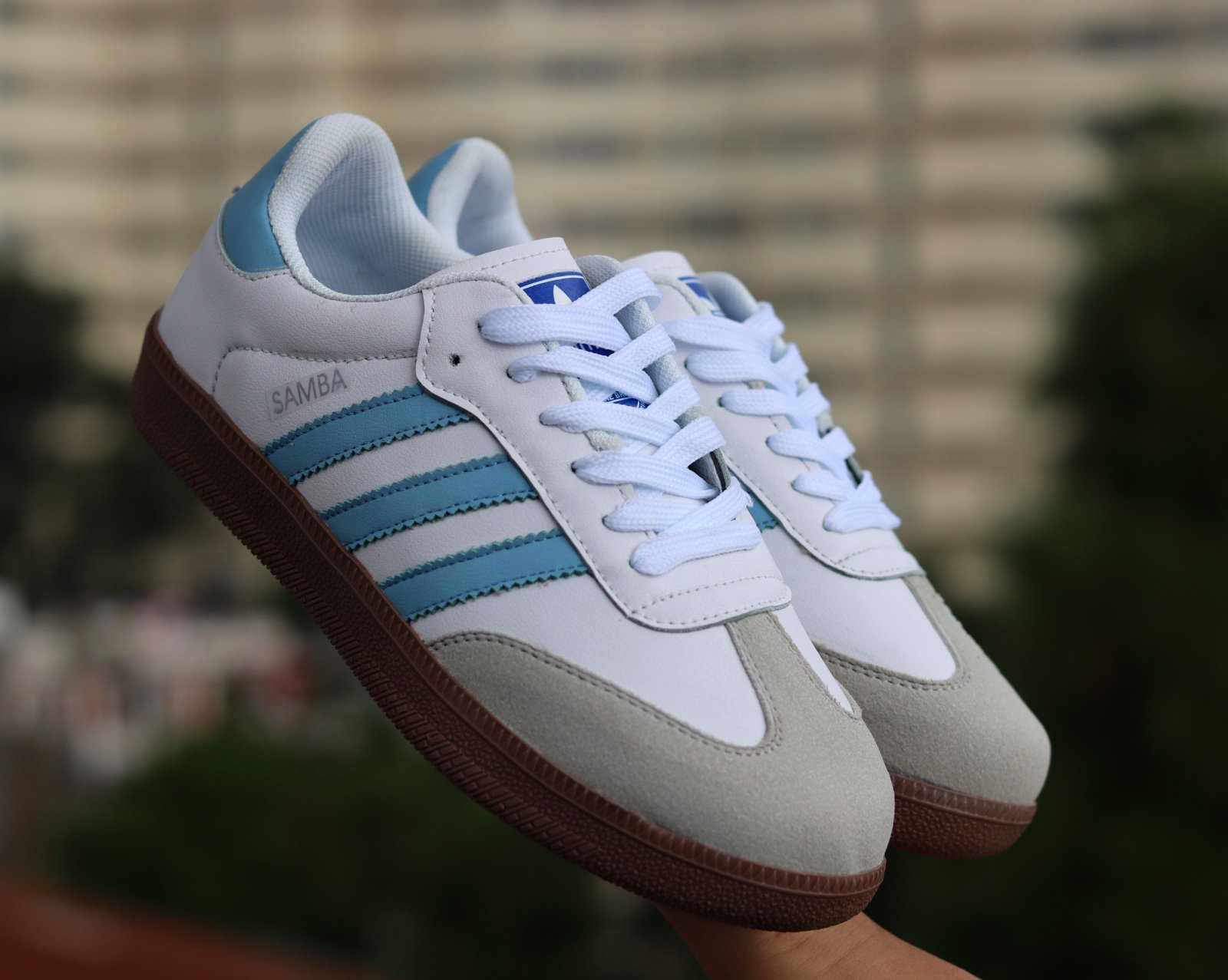 Elegant Leather Retro Lace-Up Sneakers For Women