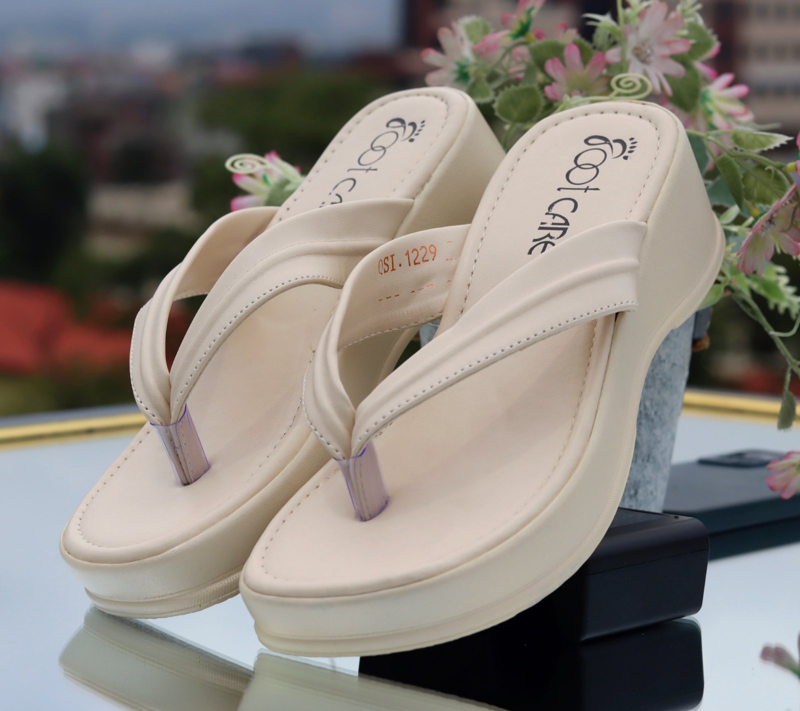 BlissFlex Cushioned Toe-Ring Platform Sandals - Women