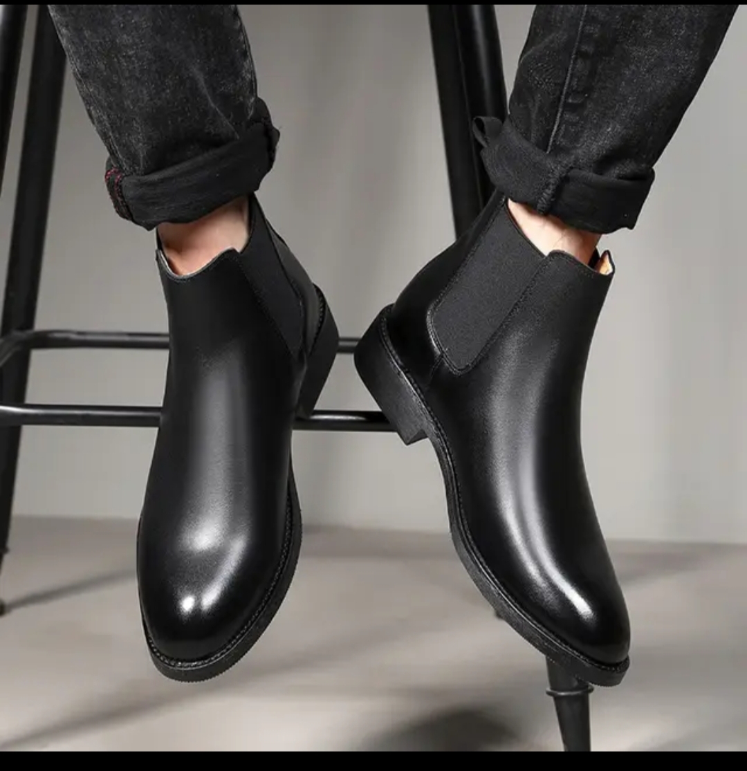 Black Leather Classic Ankle Boots For Men