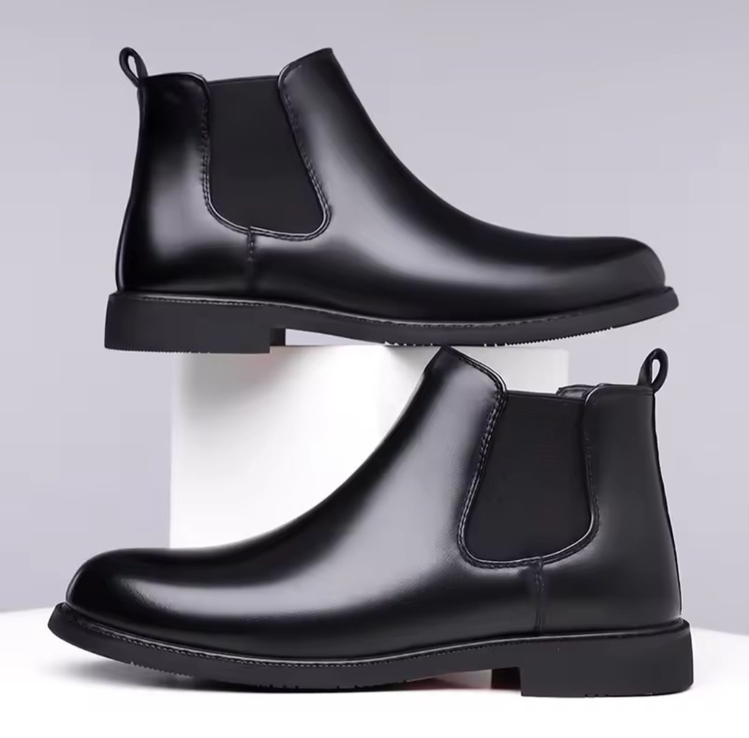 Black Leather Classic Ankle Boots For Men