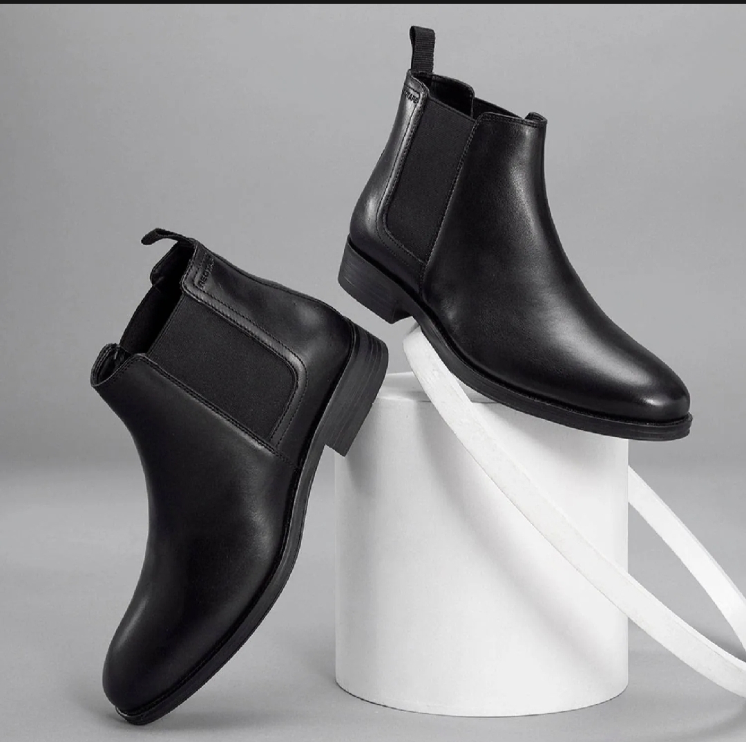 Black Color Leather Classic Ankle Boots For Men