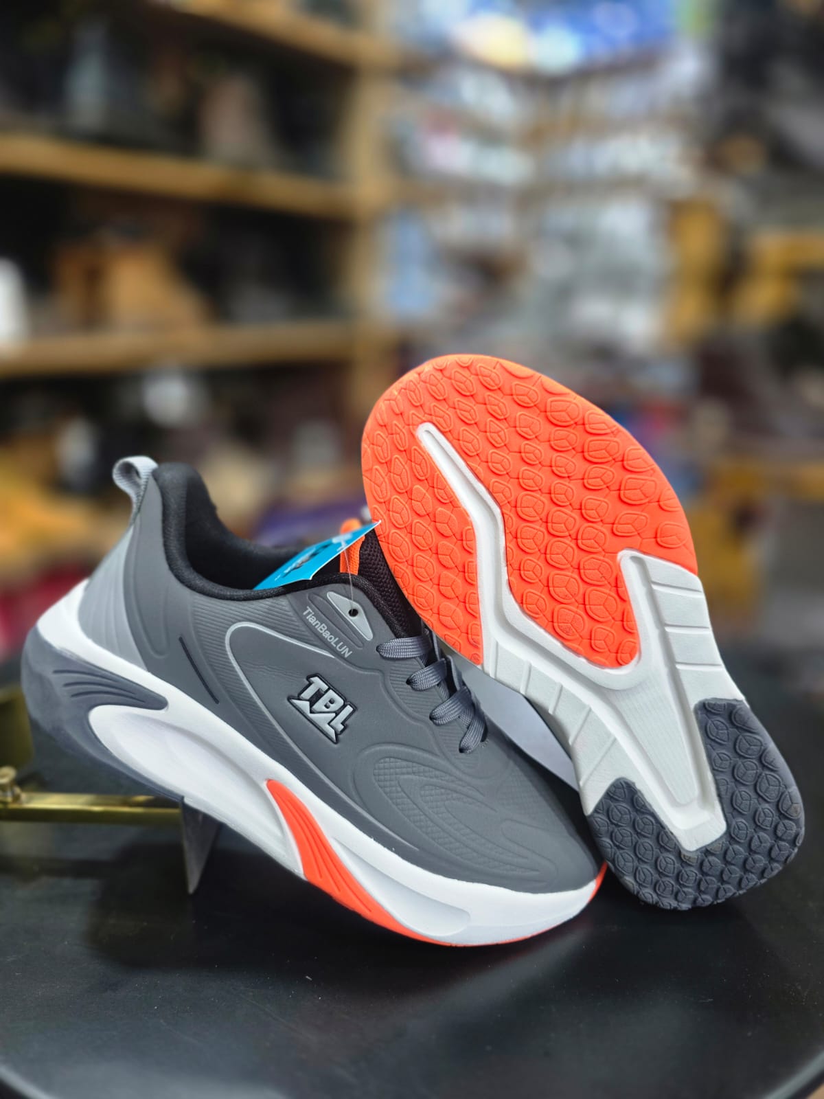 Unisex Lightweight Sports Running Shoes 