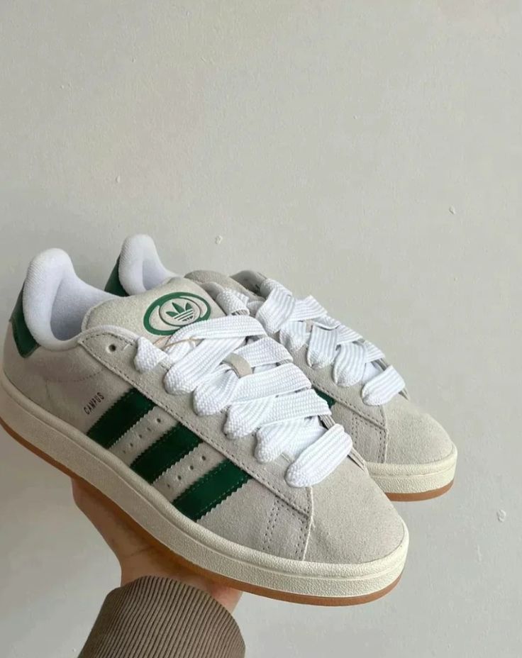 Unisex Suede Low Top Casual Sneakers 