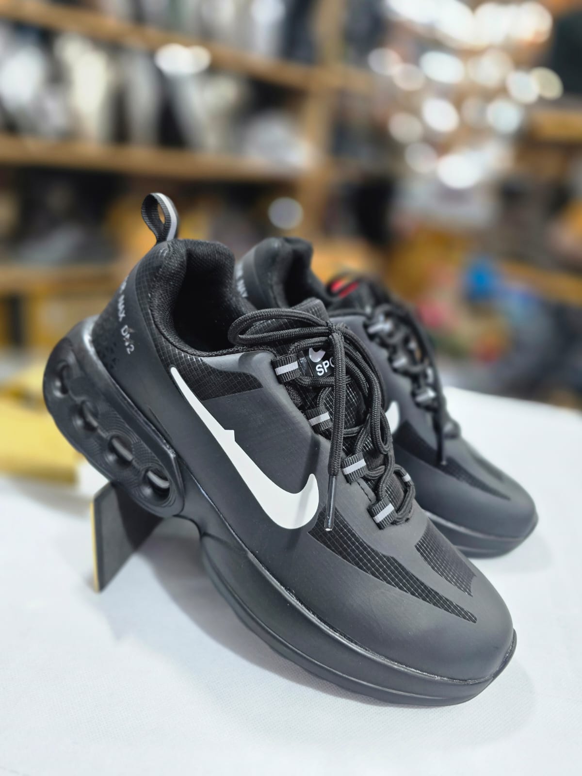 Unisex Lightweight Air Cushion Running Shoes Unisex