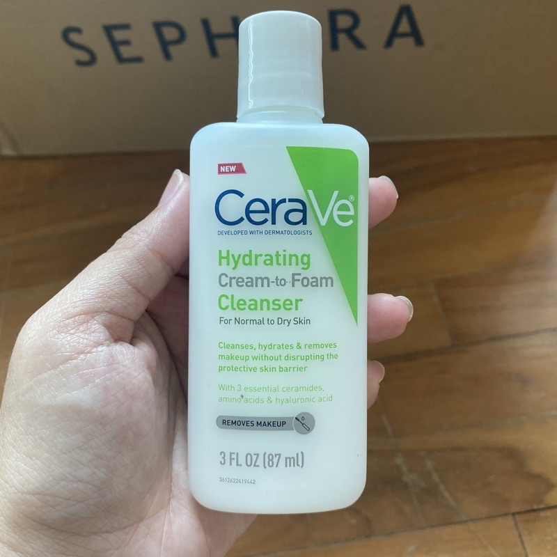 CeraVe Hydrating Cream-To-Foam Cleanser 87ml