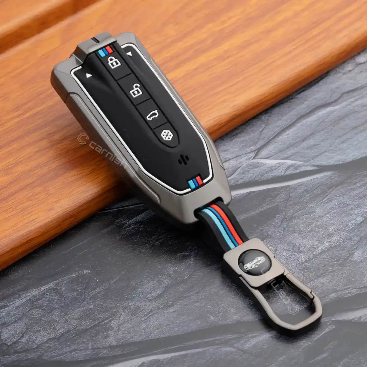 Mahindra Be6 : Premium Metal Key Cover with Keyring (Random Color)