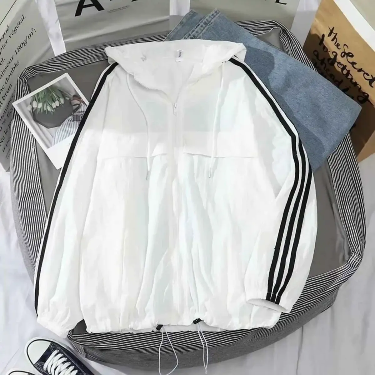 Summer Thin Sunblock And Dustproof Windcheater Jacket For Men
