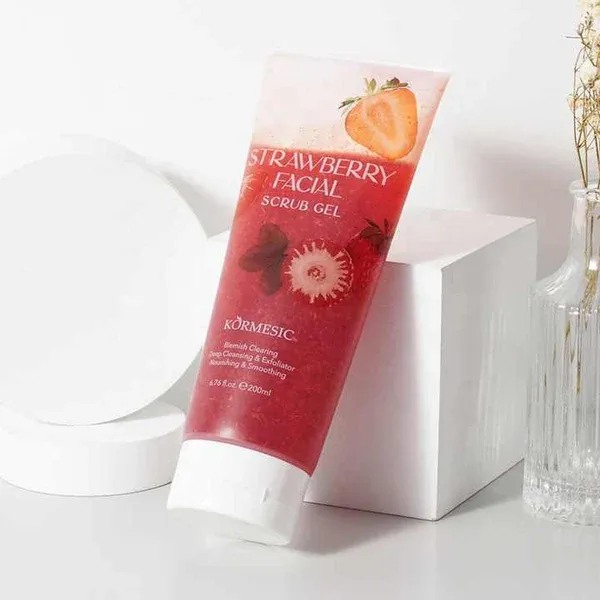 Kormesic Strawberry Facial Scrub Cleanser Gel – 200ml