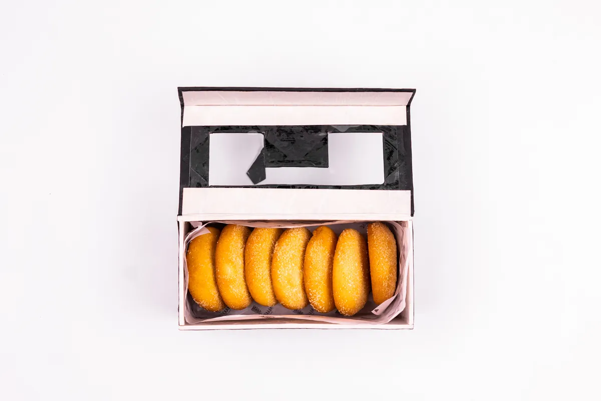 Makkusé Semolina 7 Pack Small Cookies Box (No Sugar Added)